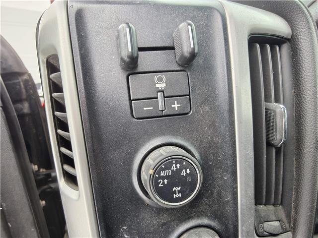 2014 GMC Sierra 1500 SLE in Ottawa - Image 10 of 10
