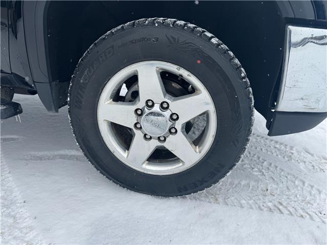 2023 GMC Sierra 2500HD SLT (Stk: 25-527-1) in Pembroke - Image 9 of 18