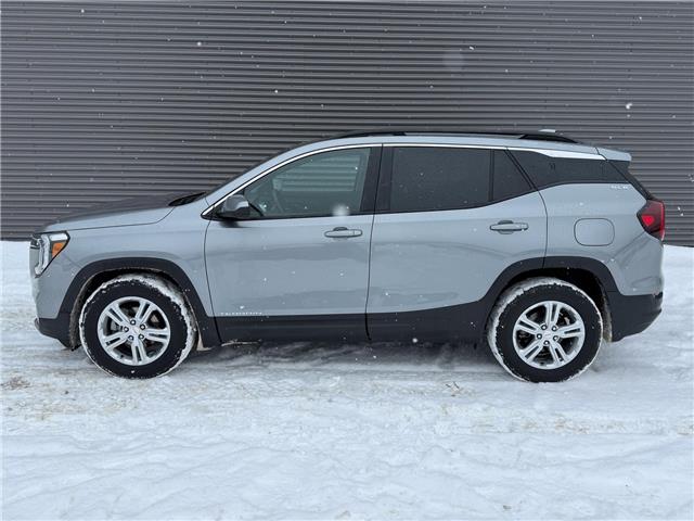2024 GMC Terrain SLE (Stk: U11075) in London - Image 3 of 24