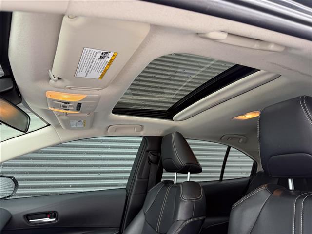 2020 Toyota Corolla LE (Stk: 25592B) in London - Image 10 of 24