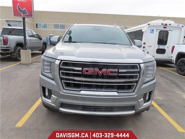 2023 GMC Yukon SLT (Stk: 302815) in Lethbridge - Image 2 of 10