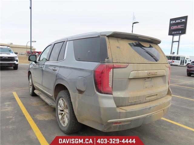 2023 GMC Yukon SLT (Stk: 302815) in Lethbridge - Image 7 of 10