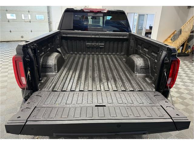 2025 GMC Sierra 1500 AT4 (Stk: 321193) in North Bay - Image 5 of 30