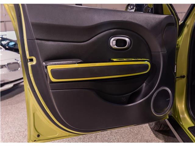 2015 Kia Soul SX Luxury (Stk: R69200) in Calgary - Image 12 of 24