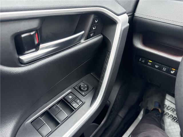 2021 Toyota RAV4 Hybrid Limited (Stk: 14717) in Sudbury - Image 5 of 19 2021 Toyota RAV4 Hybrid Limited (Stk: 14717) in Sudbury - Image 5 of 19