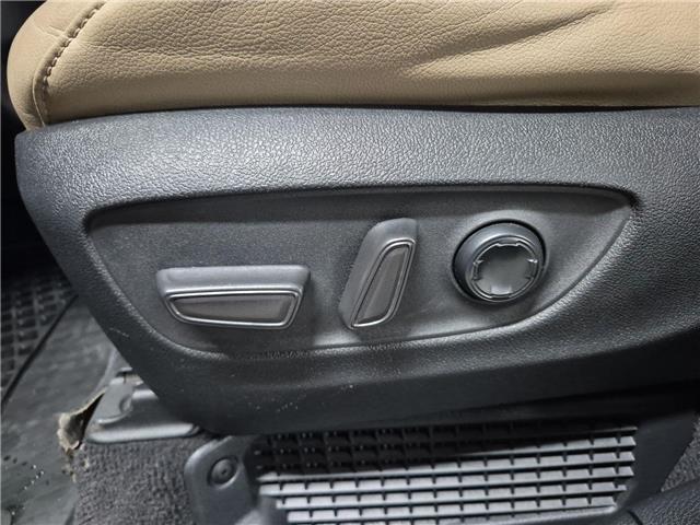 2021 Toyota Sienna Limited 7-Passenger (Stk: 10119828A) in Markham - Image 12 of 37