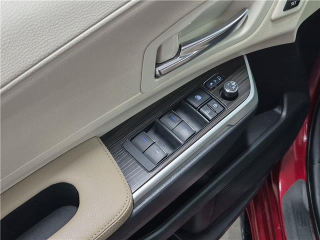2021 Toyota Sienna Limited 7-Passenger (Stk: 10119828A) in Markham - Image 13 of 37