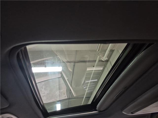 2021 Toyota Sienna Limited 7-Passenger (Stk: 10119828A) in Markham - Image 28 of 37