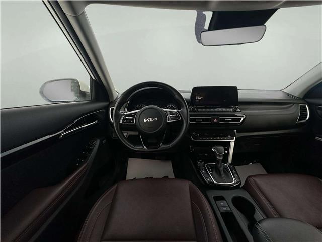 2023 Kia Seltos SX Turbo w/Burgundy Interior (Stk: SP26046A) in Cold Lake - Image 9 of 17