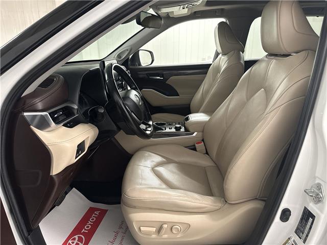 2020 Toyota Highlander Limited (Stk: 11105641A) in Markham - Image 15 of 38