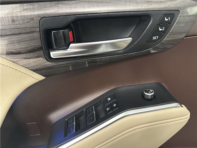 2020 Toyota Highlander Limited (Stk: 11105641A) in Markham - Image 17 of 38