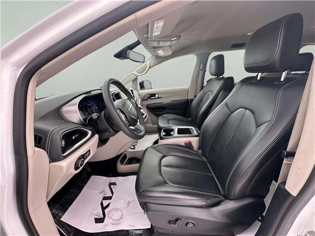 2024 Chrysler Pacifica Touring-L (Stk: UPN195) in Cold Lake - Image 9 of 26