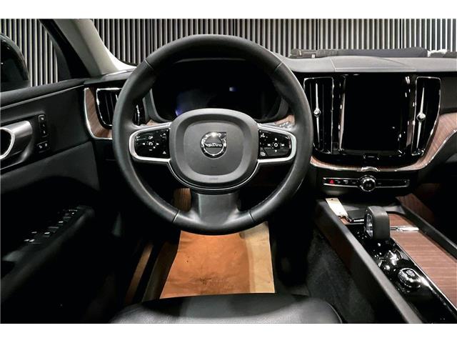 2024 Volvo XC60 B5 Plus Dark Theme (Stk: RU0035) in Richmond - Image 8 of 30