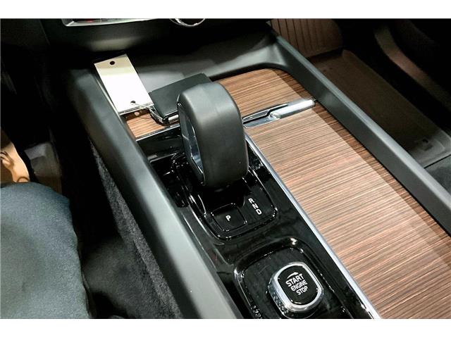 2024 Volvo XC60 B5 Plus Dark Theme (Stk: RU0035) in Richmond - Image 10 of 30