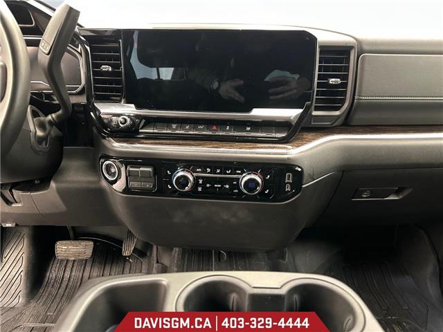 2025 GMC Sierra 3500HD SLE (Stk: 302822) in Lethbridge - Image 11 of 15 2025 GMC Sierra 3500HD SLE (Stk: 302822) in Lethbridge - Image 11 of 15