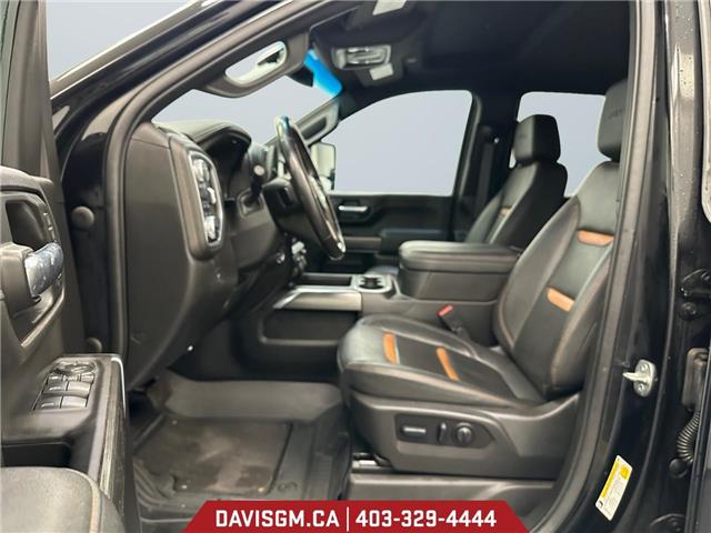 2023 GMC Sierra 3500HD AT4 (Stk: 302785) in Lethbridge - Image 9 of 15
