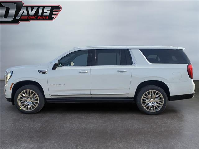2026 GMC Yukon XL Denali (Stk: 351676) in Medicine Hat - Image 2 of 15