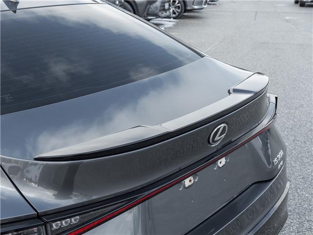 2024 Lexus IS 300  (Stk: 15105477A) in Richmond Hill - Image 8 of 29
