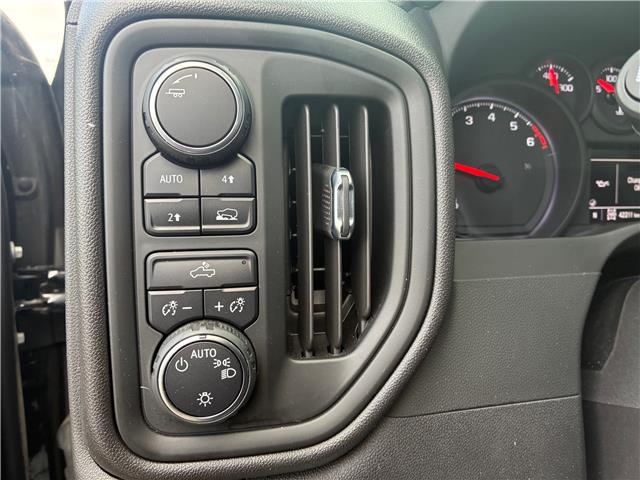 2023 Chevrolet Silverado 1500 Custom (Stk: 153451) in London - Image 12 of 19