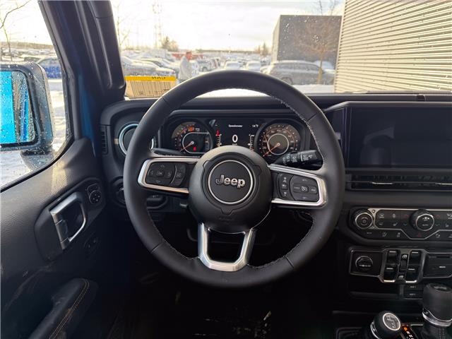 2026 Jeep Wrangler Sahara (Stk: 26144) in London - Image 13 of 22