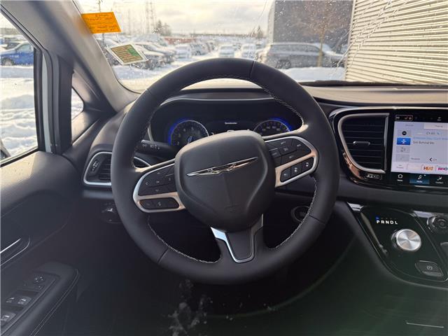 2026 Chrysler Grand Caravan SXT (Stk: 26143) in London - Image 17 of 28