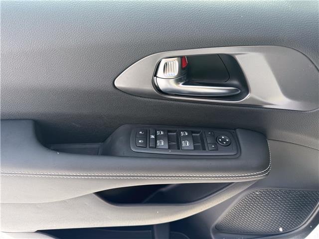 2026 Chrysler Grand Caravan SXT (Stk: 26143) in London - Image 22 of 28