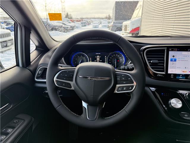 2026 Chrysler Grand Caravan SXT (Stk: 26142) in London - Image 17 of 28
