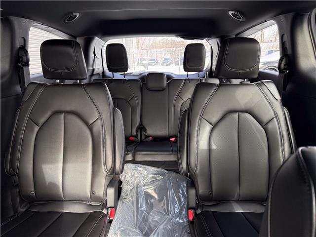 2026 Chrysler Grand Caravan SXT (Stk: 26142) in London - Image 14 of 28