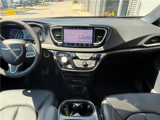 2025 Chrysler Grand Caravan SXT (Stk: 25503D) in London - Image 6 of 19