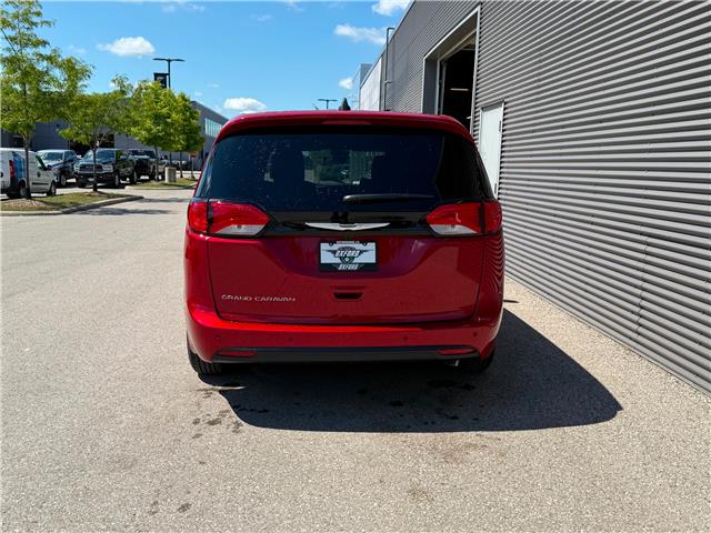 2025 Chrysler Grand Caravan SXT (Stk: 25503D) in London - Image 4 of 19