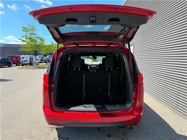 2025 Chrysler Grand Caravan SXT (Stk: 25503D) in London - Image 5 of 19