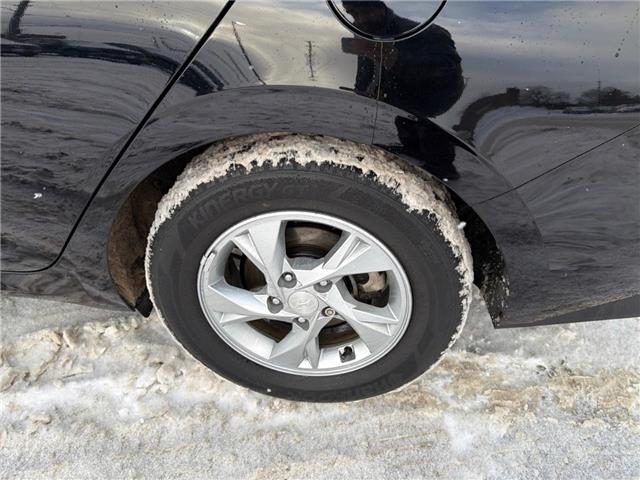 2023 Hyundai Elantra ESSENTIAL (Stk: 107055) in London - Image 5 of 8