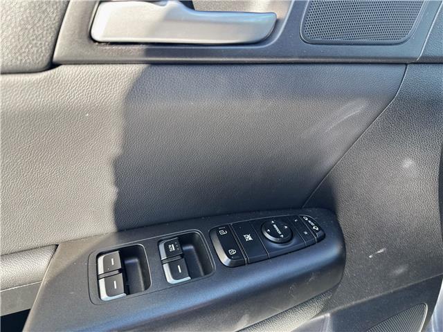 2019 Kia Sportage EX (Stk: R0976A) in London - Image 9 of 24