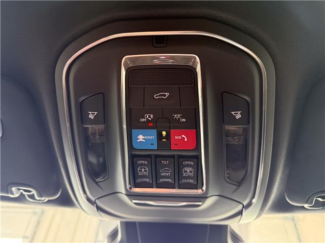 2026 Jeep Cherokee Laredo/Limited (Stk: 26139D) in London - Image 23 of 26