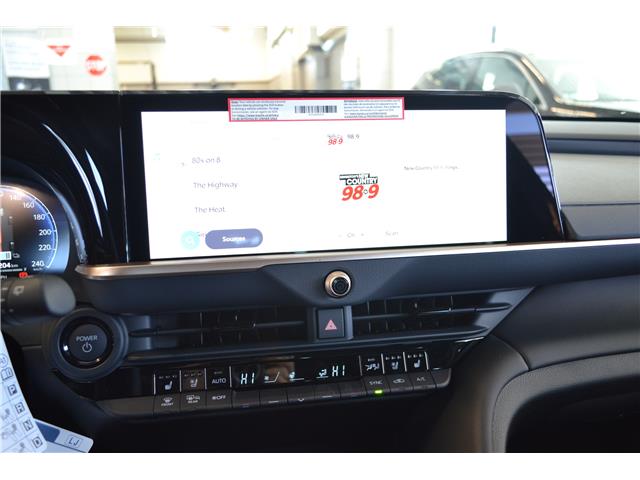 2026 Toyota Crown Signia Limited (Stk: 26605) in Kingston - Image 6 of 9