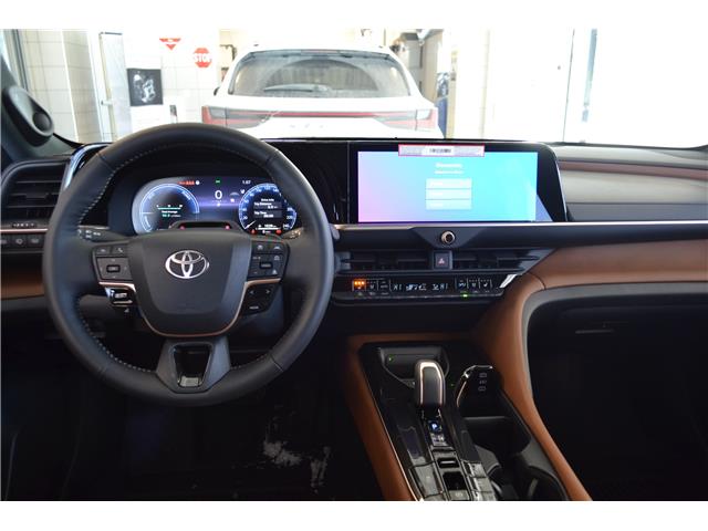 2026 Toyota Crown Signia Limited (Stk: 26617) in Kingston - Image 4 of 9