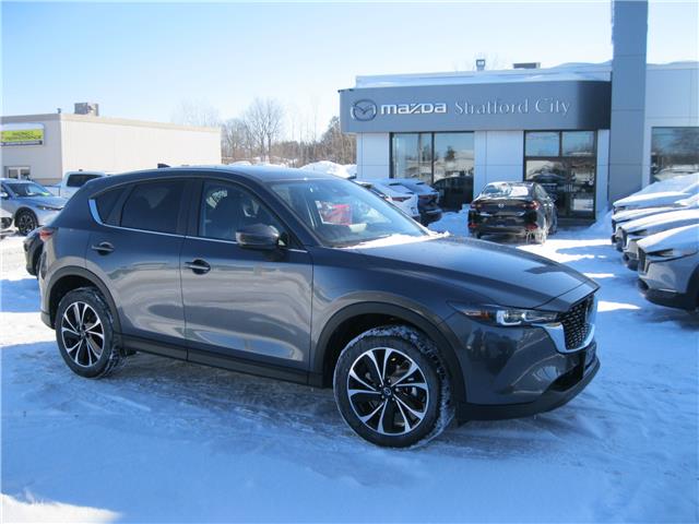 2025 Mazda CX-5 GS (Stk: 25137) in Stratford - Image 1 of 7
