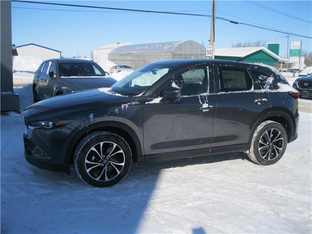 2025 Mazda CX-5 GS (Stk: 25137) in Stratford - Image 3 of 7