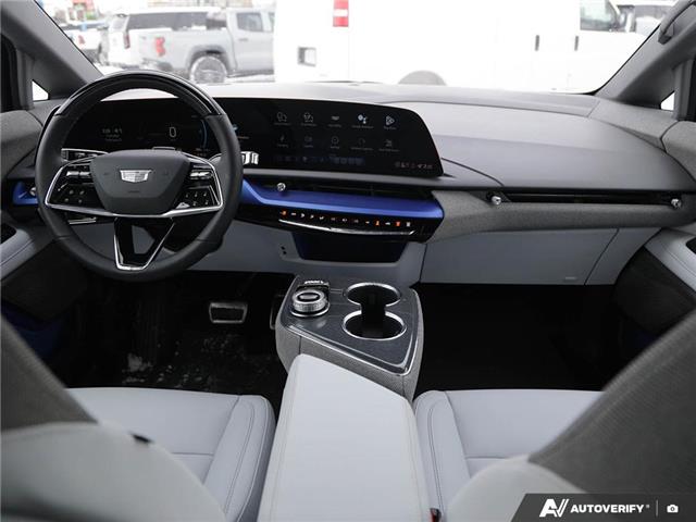 2026 Cadillac OPTIQ Sport (Stk: 173096) in London - Image 25 of 27
