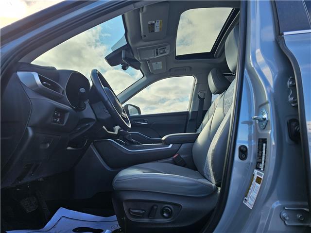 2023 Toyota Highlander Hybrid XLE (Stk: 3424A) in Sarnia - Image 4 of 7