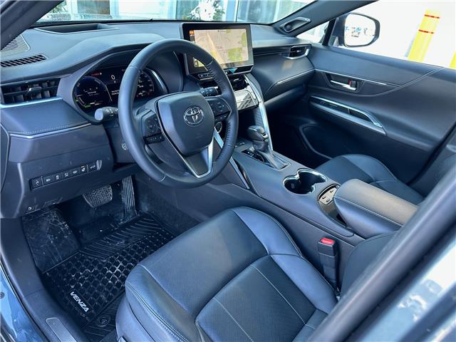 2024 Toyota Venza Limited (Stk: TC037A) in Cobourg - Image 9 of 30