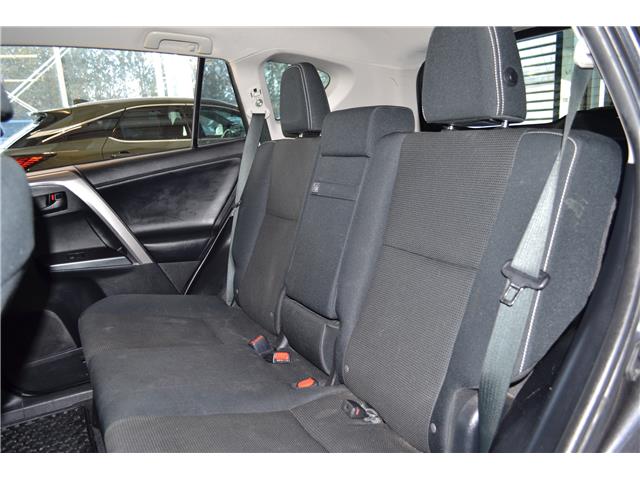 2018 Toyota RAV4 Hybrid LE+ (Stk: P20749) in Kingston - Image 9 of 10