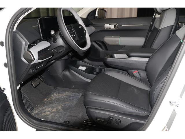 2026 Kia EV4 Wind Premium (Stk: 26957) in Edmonton - Image 11 of 28