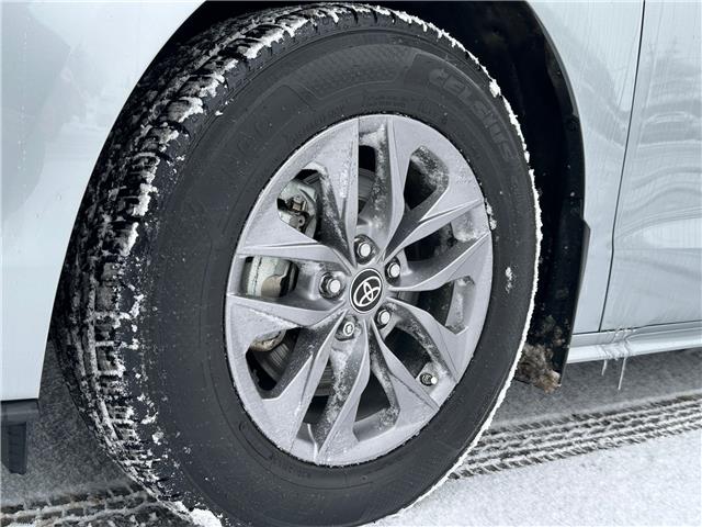 2023 Toyota Sienna LE 8-Passenger (Stk: TC035A) in Cobourg - Image 2 of 25