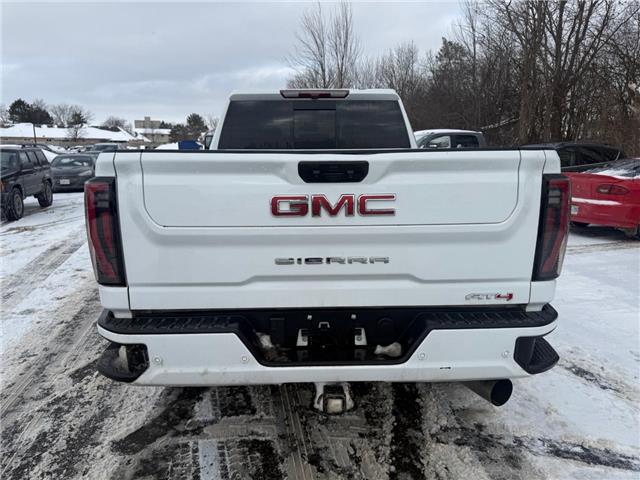 2025 GMC Sierra 2500HD AT4 (Stk: 165289) in London - Image 11 of 12