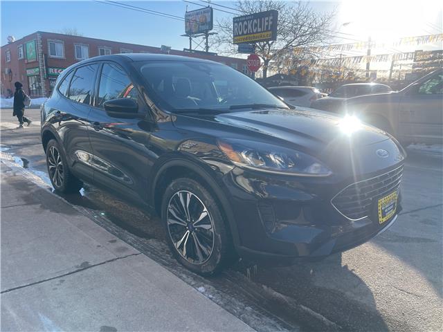 2021 Ford Escape SE in Scarborough - Image 3 of 25