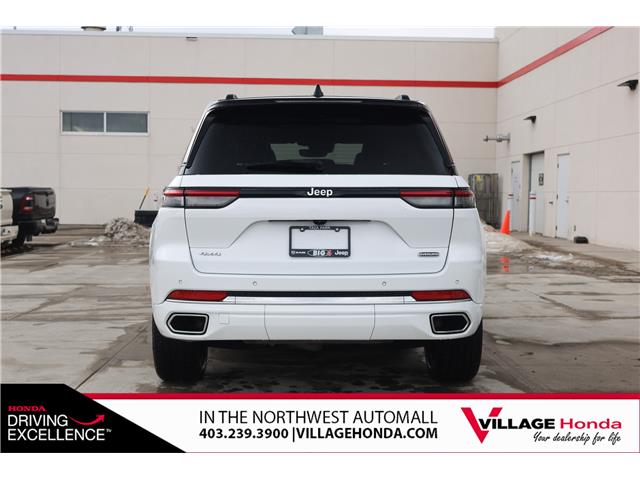 2024 Jeep Grand Cherokee Overland (Stk: BF9045) in Calgary - Image 7 of 34