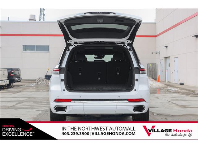 2024 Jeep Grand Cherokee Overland (Stk: BF9045) in Calgary - Image 8 of 34