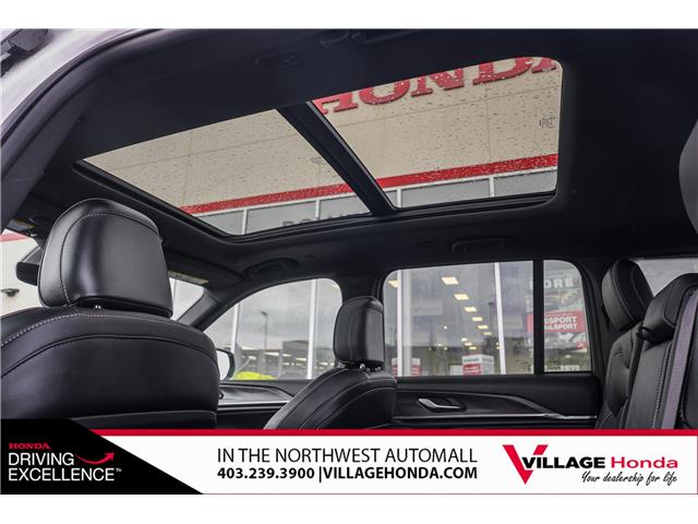 2024 Jeep Grand Cherokee Overland (Stk: BF9045) in Calgary - Image 32 of 34