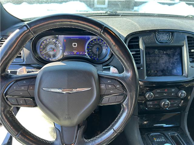 2022 Chrysler 300 S (Stk: 933) in Kitchener - Image 7 of 7